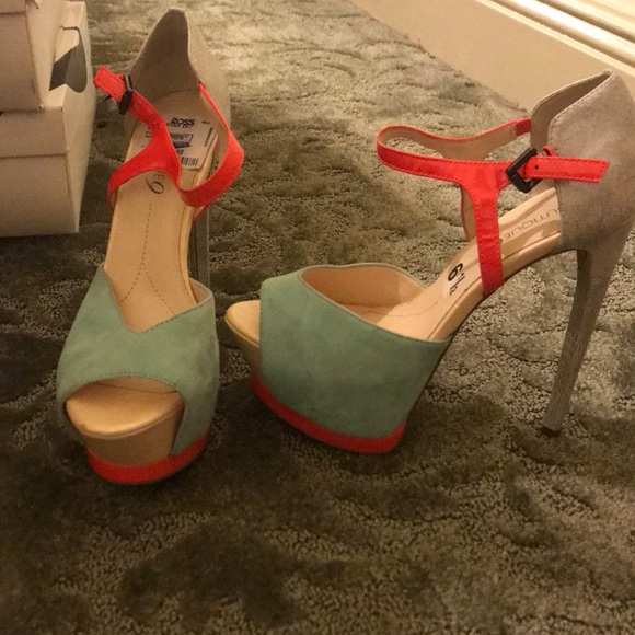 2 for $25 6” heels - Picture 2 of 5